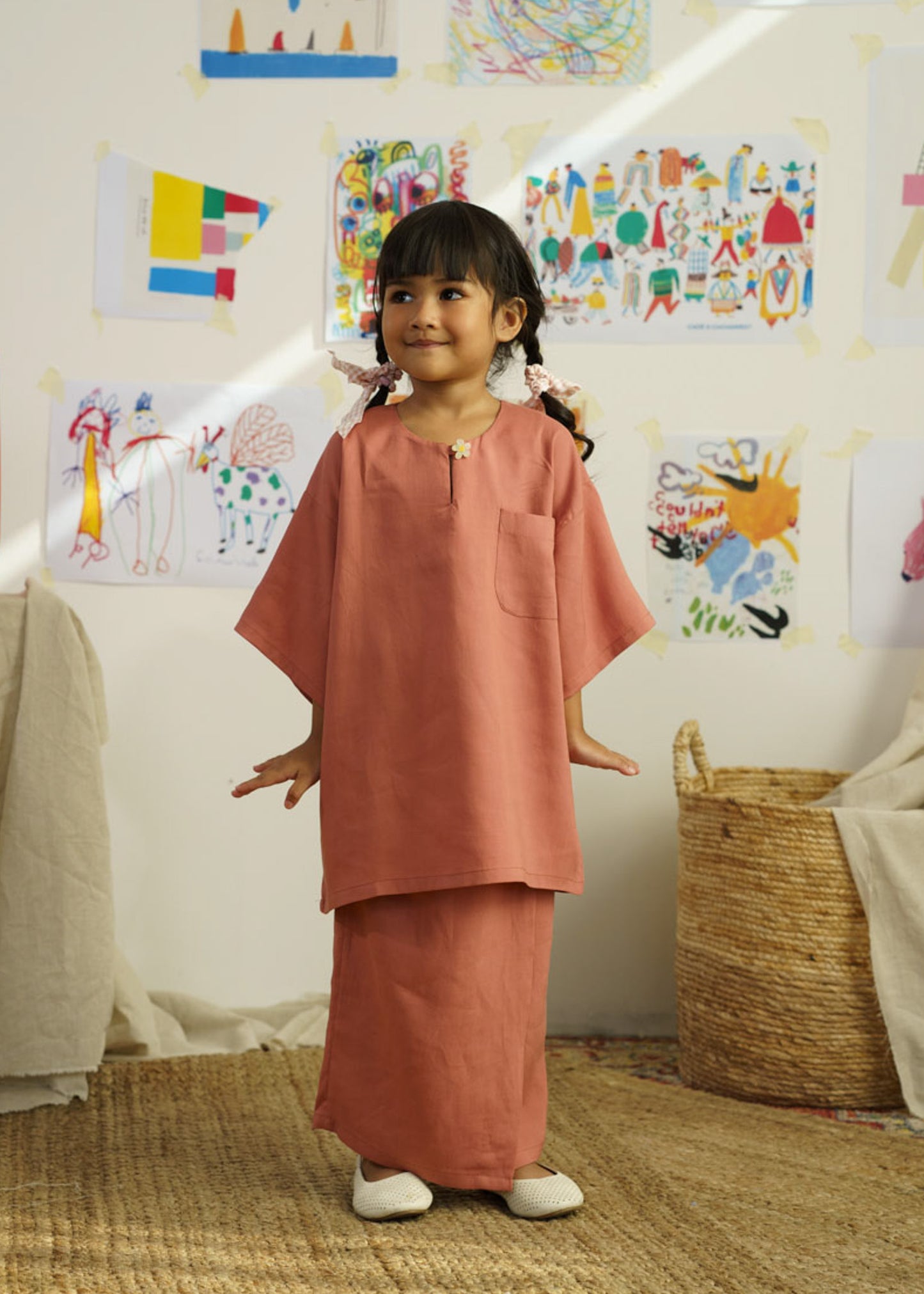 Aman Girls - Brink Pink